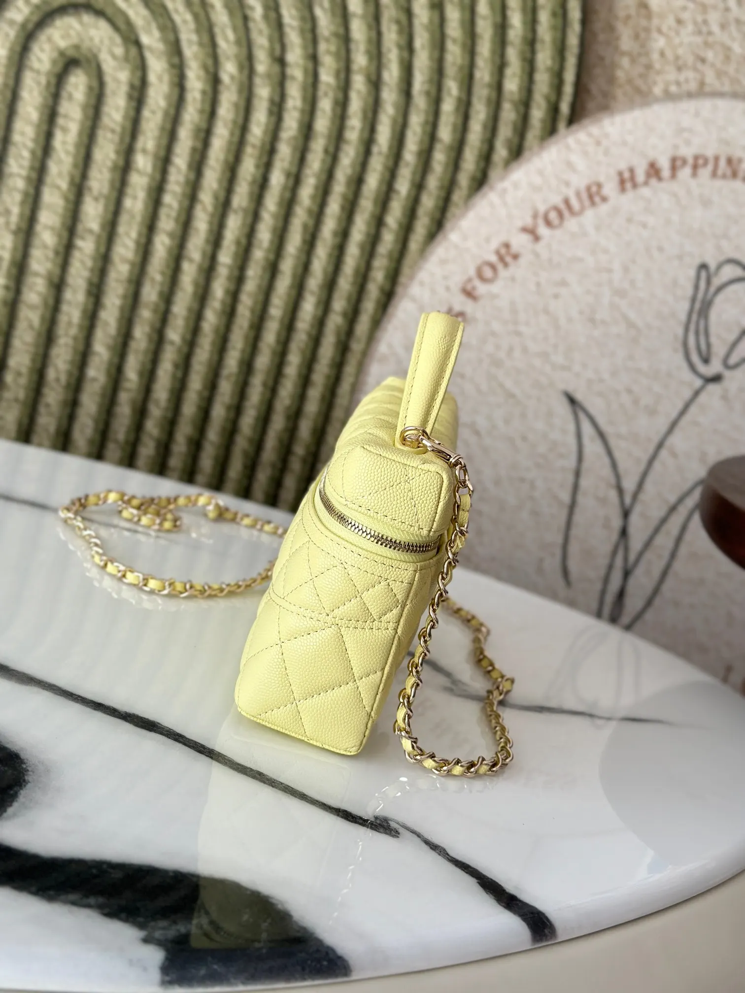 Yellow Gold Chain Bag Leather