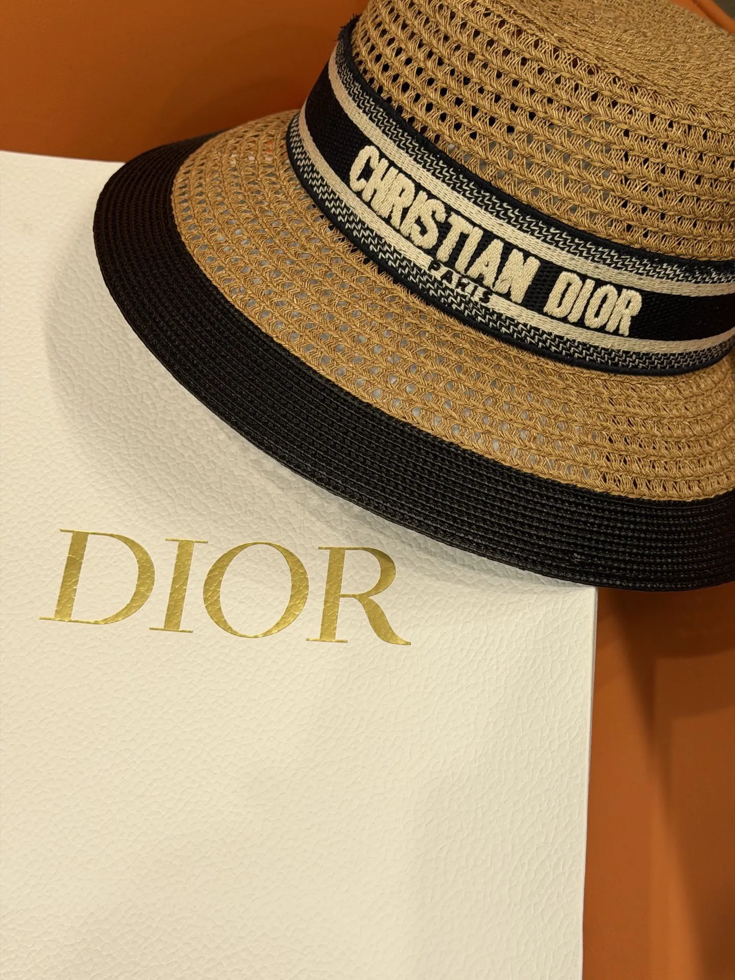 Dior 草编渔夫帽 黑色织带 帽子