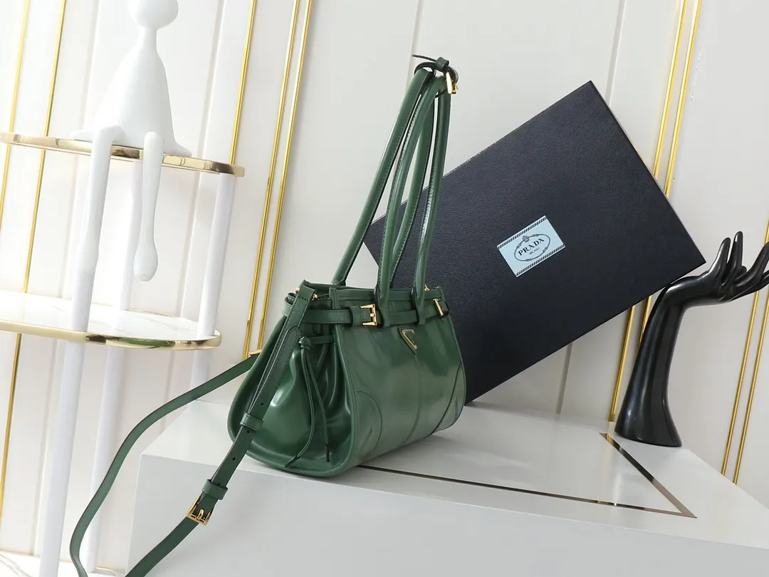 Prada 1BA426 斜挎包