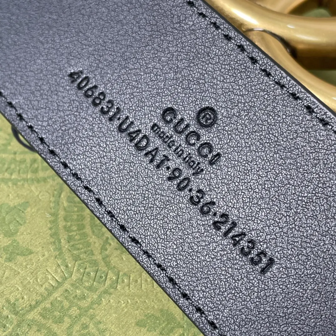 Gucci 双G扣牛皮腰带