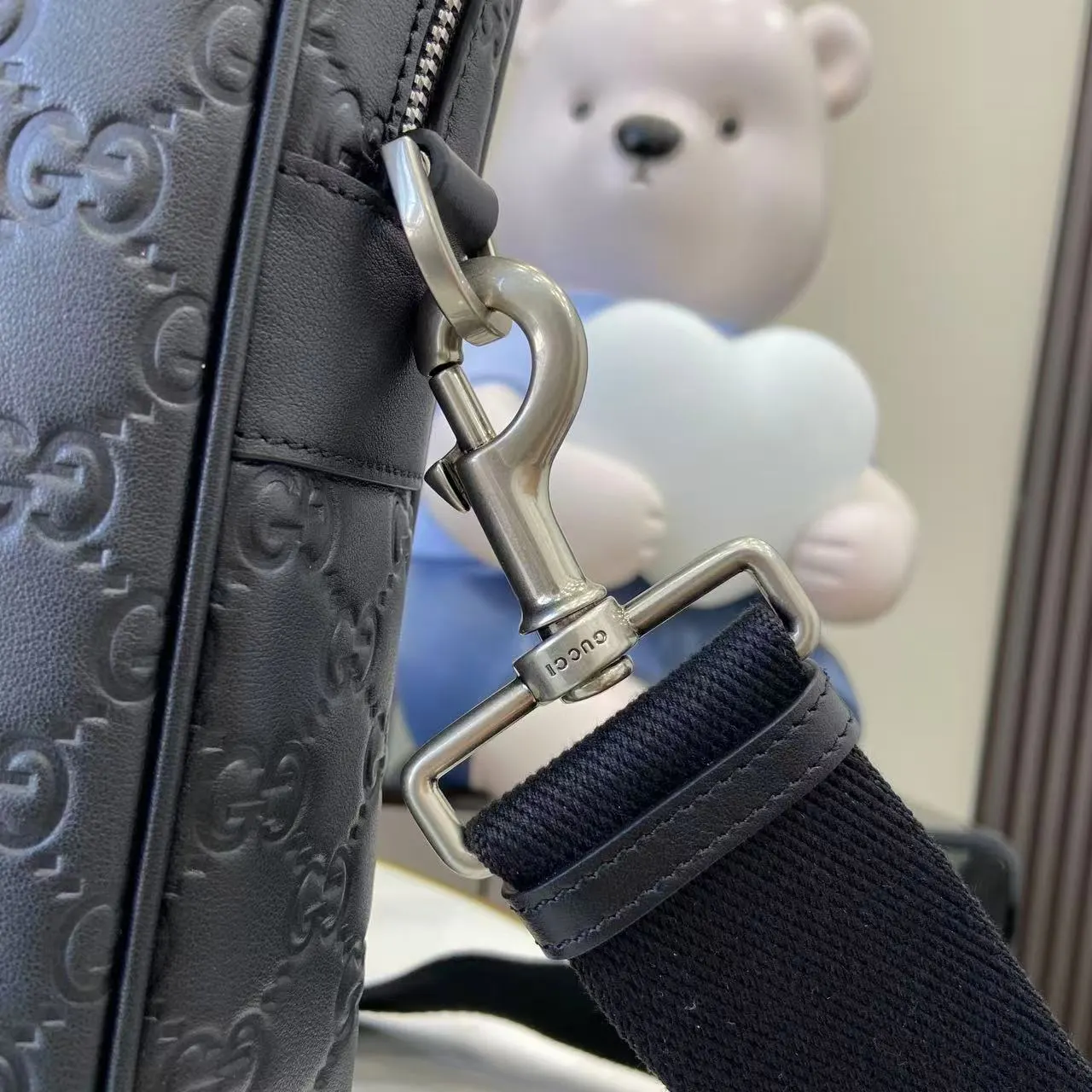 Gucci GG Emblem 黑色 帆布 公文包 商務通勤款