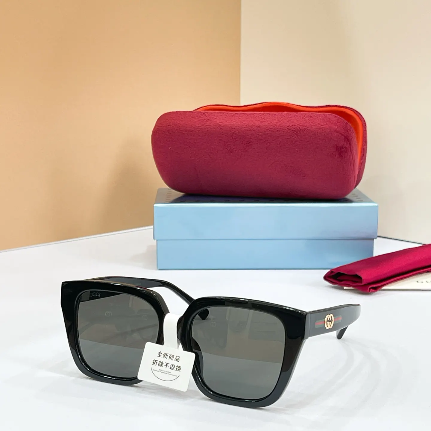 Gucci 粉色 太阳镜