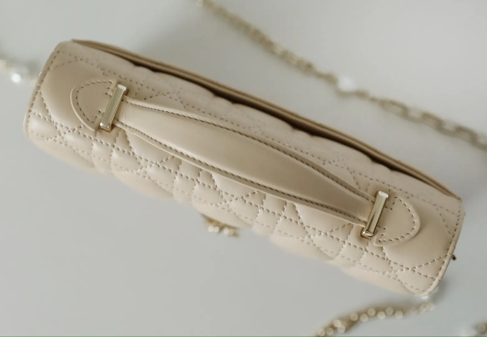 Dior Cannage Chain Bag Beige Image 5 Dior Cannage Chain Bag Beige Image 5