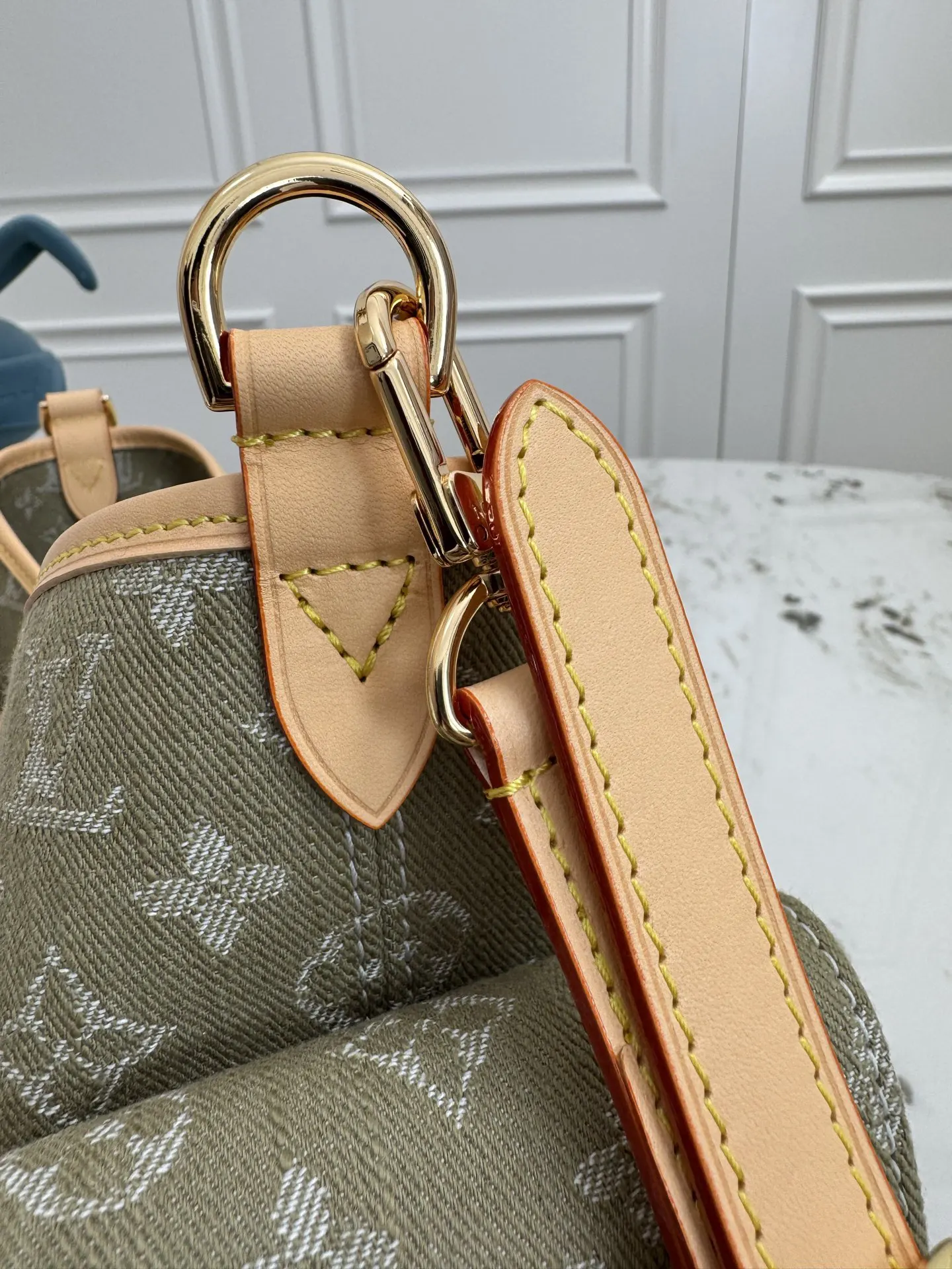 Louis Vuitton M27623 皮革 手提包