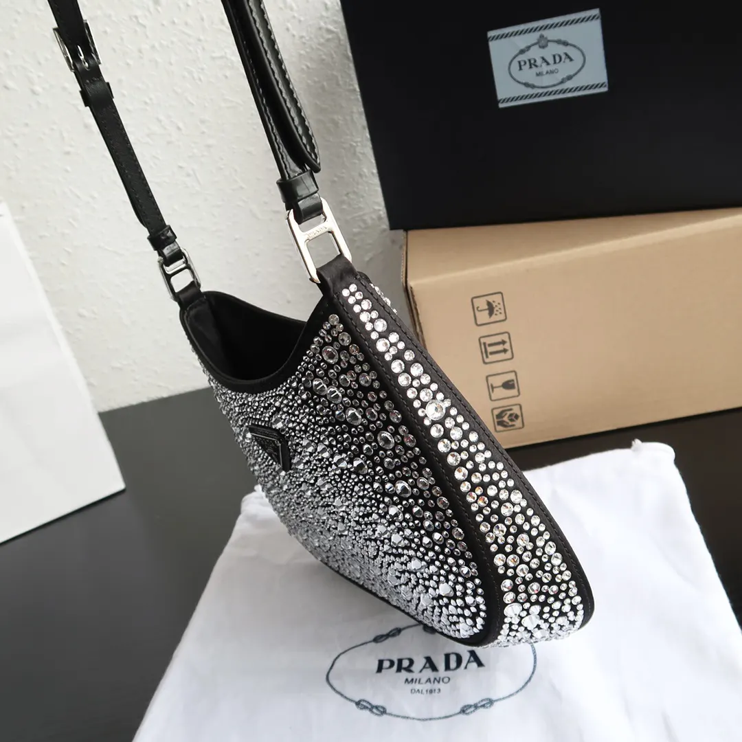 PRADA 1BC169 牛皮 腋下包 日常通勤款