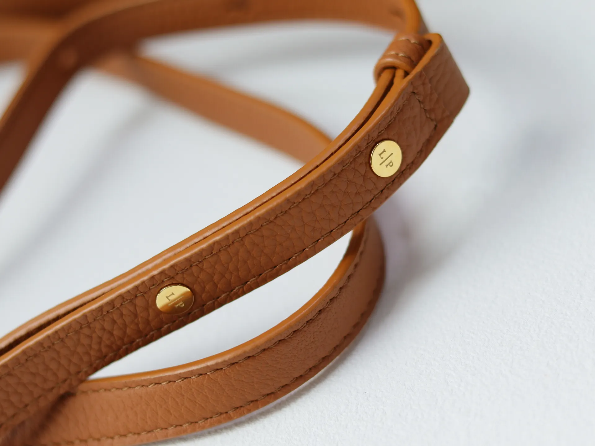 牛皮 LORO PIANA 手拿包 精致手拿款(數字9) 牛皮 LORO PIANA 手拿包 精致手拿款(數字9)