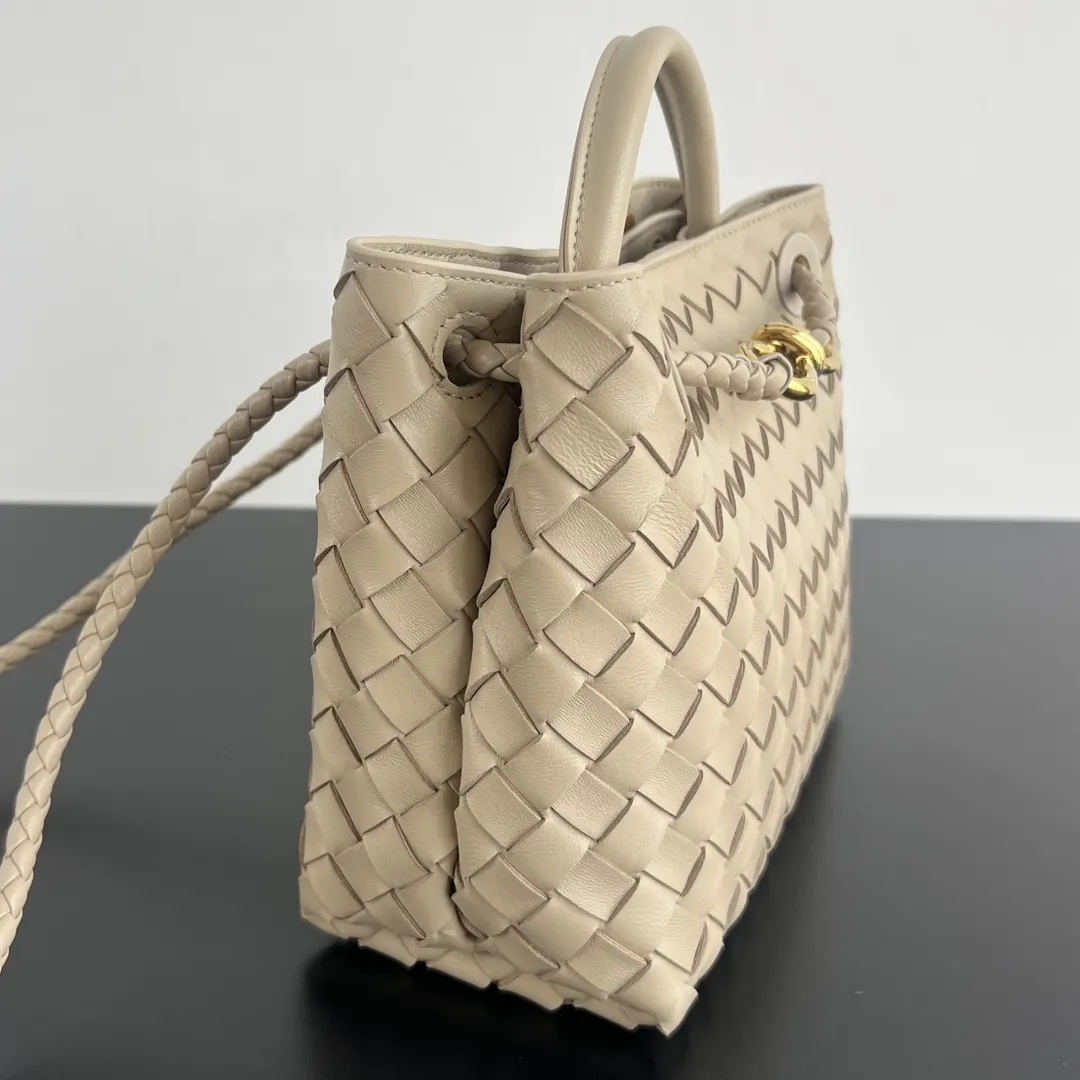 Gold Crossbody Bag Lightweight