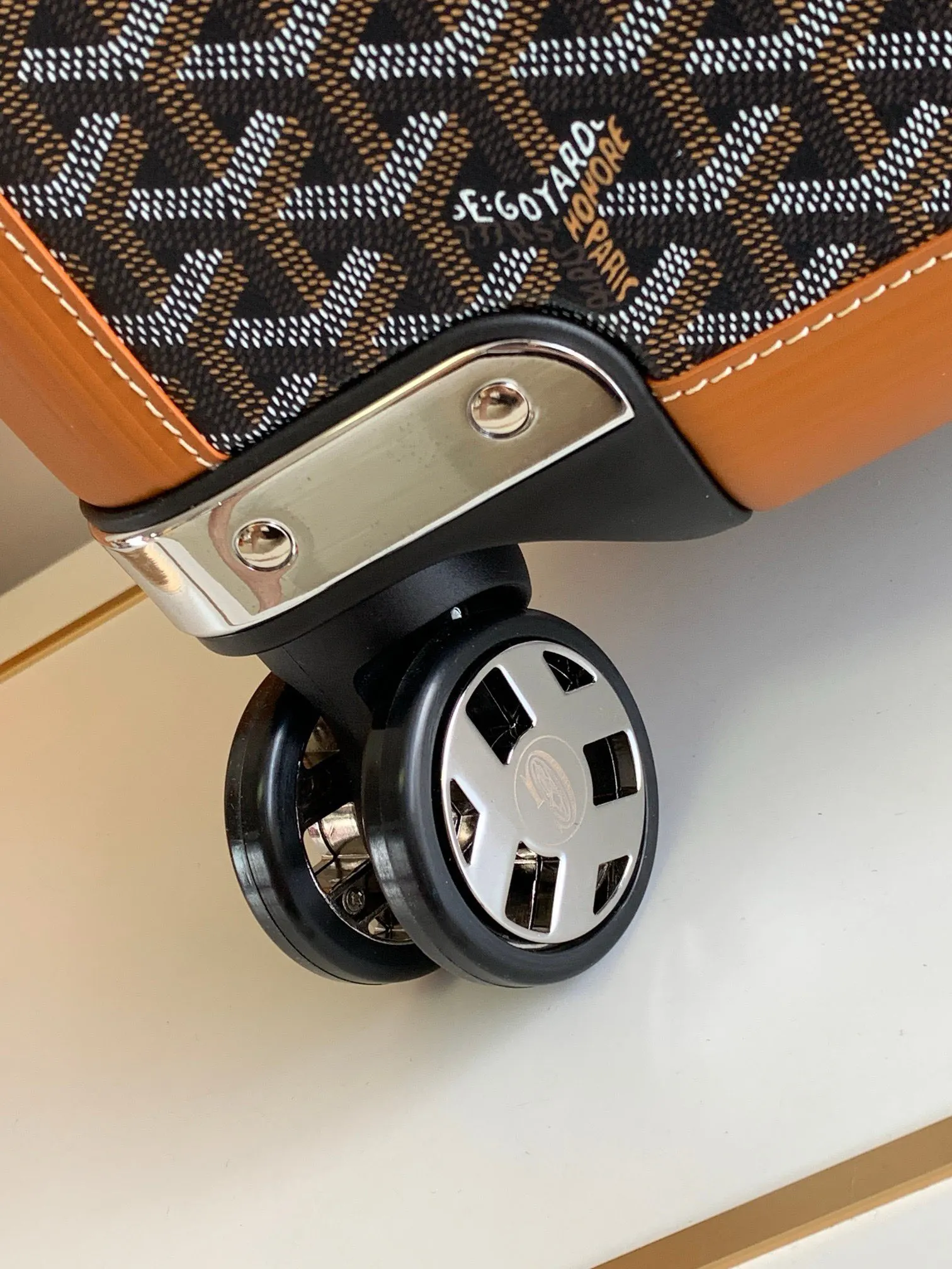 Goyard 戈雅 旅行箱 拉杆箱 行李箱 登机箱 旅行拉杆款 輕便出行款