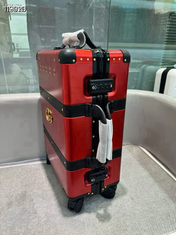 黑色 GUCCl 鋁镁合金登机箱 仅供出囗的 比官方抢 行李箱 旅行拉杆款 輕便出行款