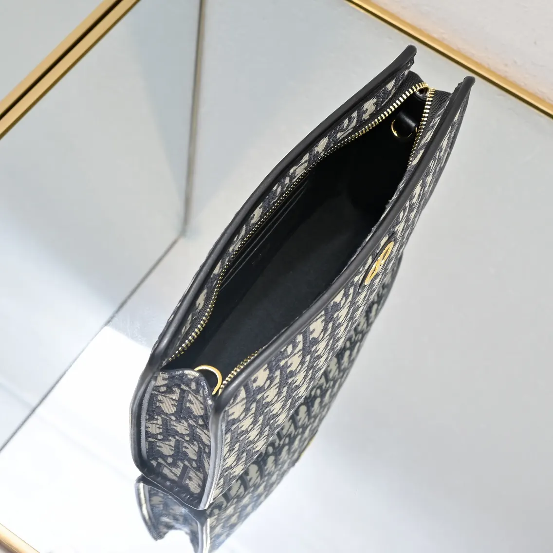 Dior 黑色Oblique斜挎包
