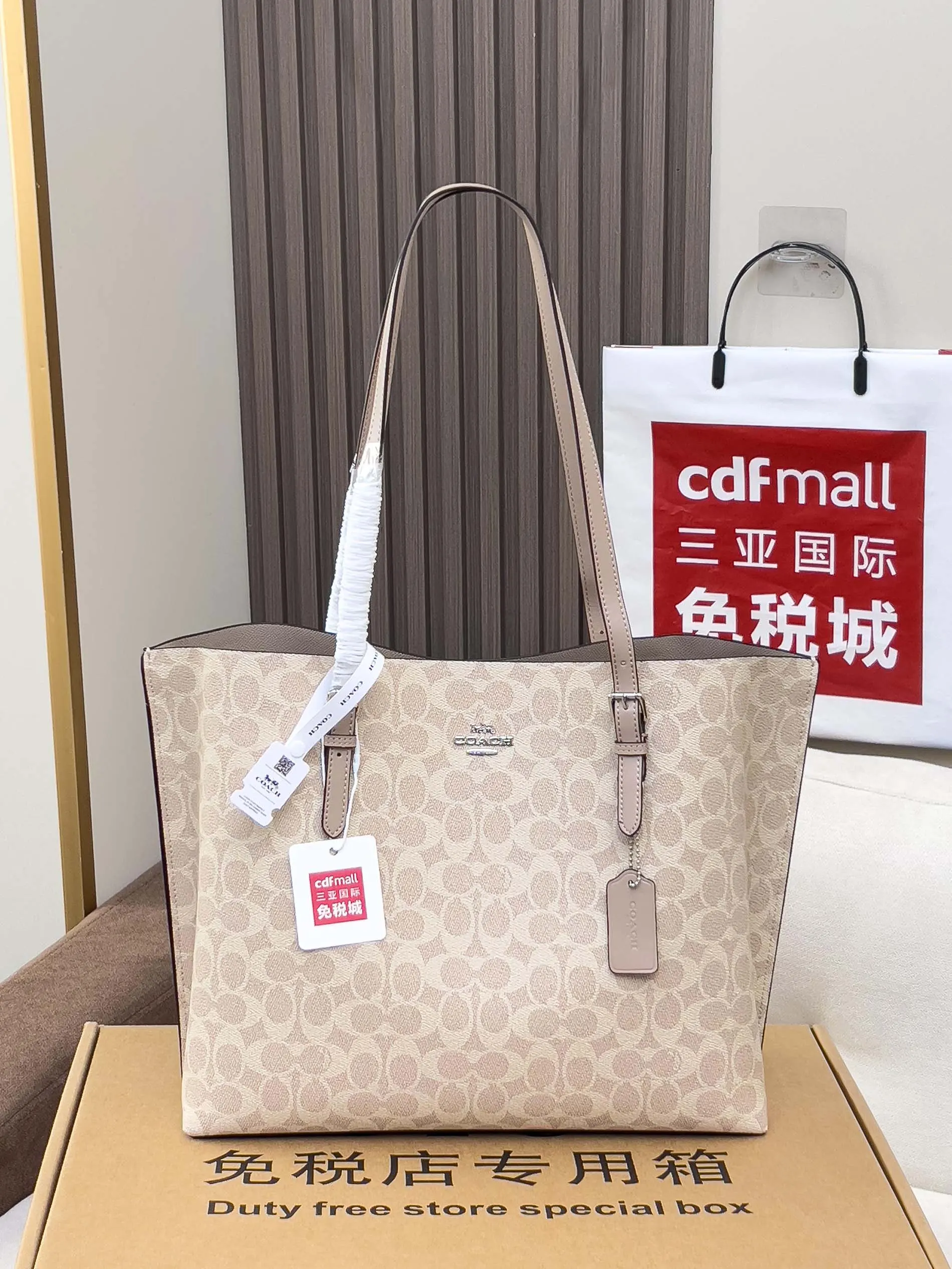 Coach 图片 火爆全网的 托特 托特包 大容量托特款