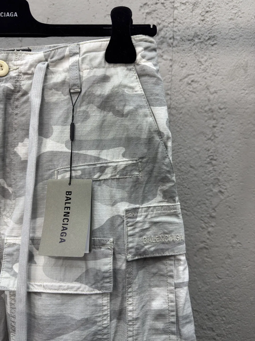 Balenciaga 灰色 裤子