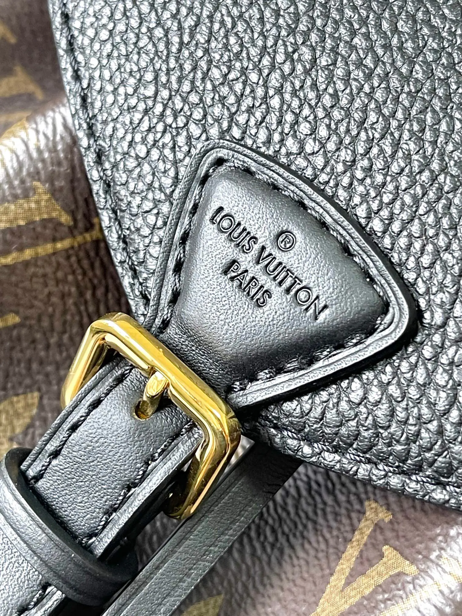 黑色 MONTSOURIS BB 双肩包 实用双肩款