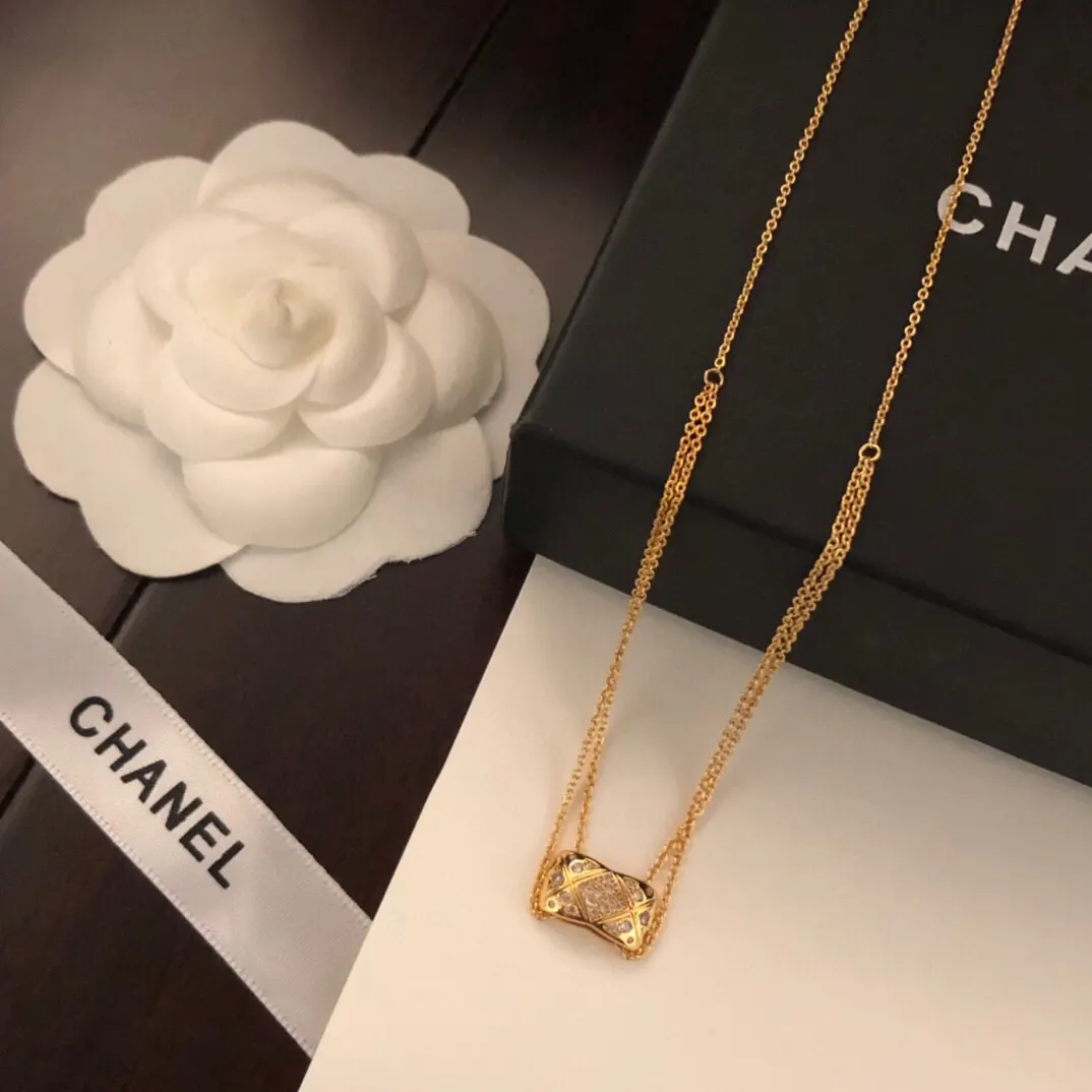 Chanel 玫瑰金 金色 满钻 格纹 项链 精致锁骨链