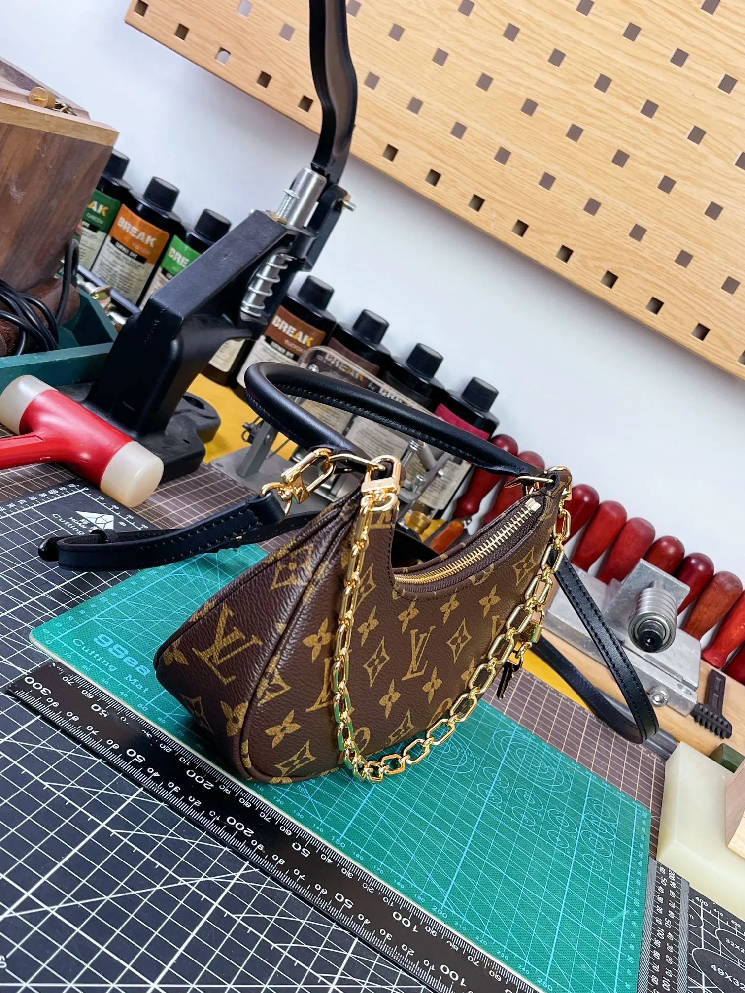Chain Bag Leather