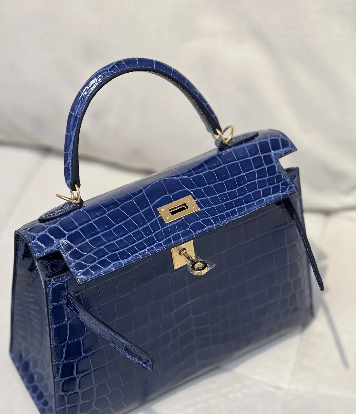Hermès Kelly 宝石藍 手提包 25cm
