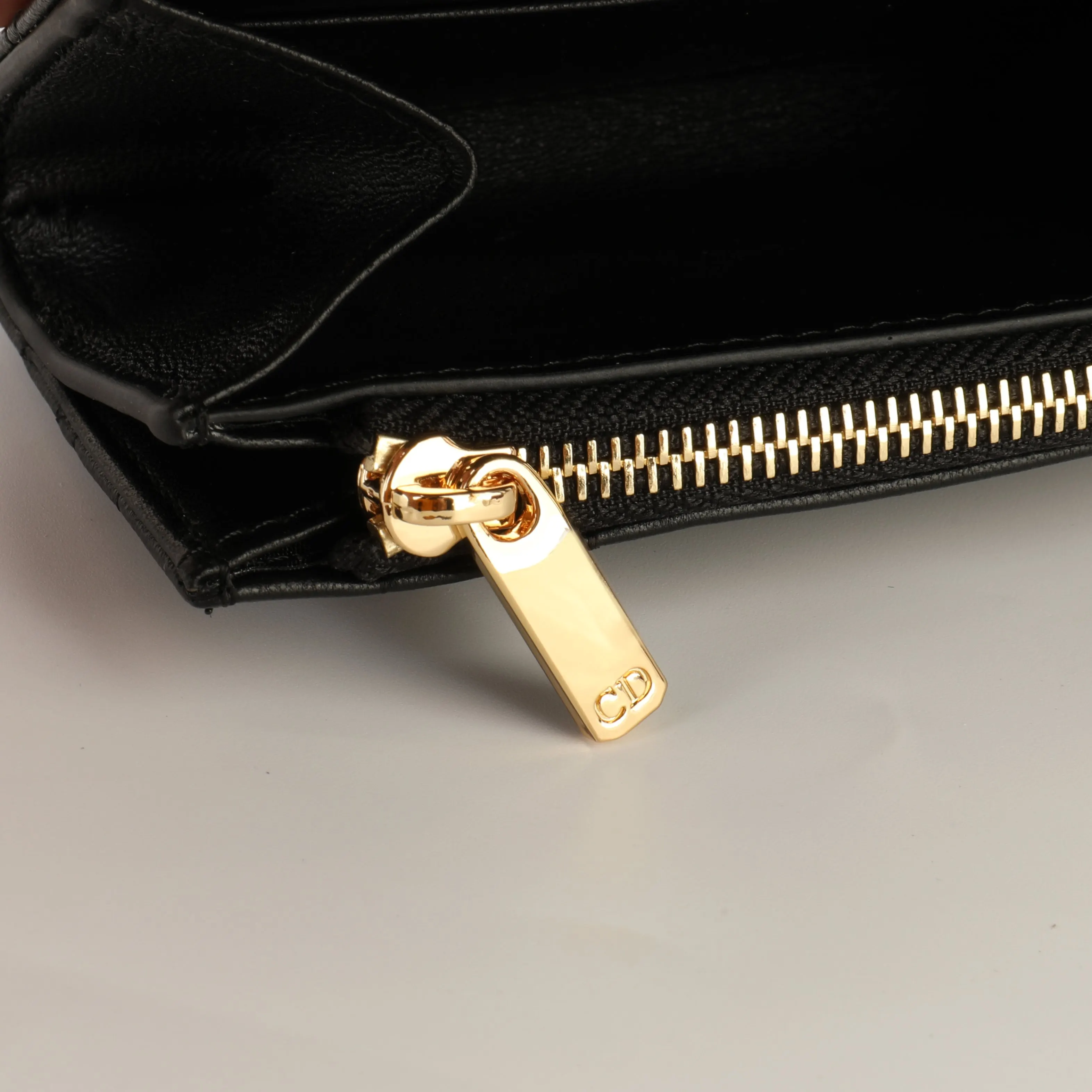Dior Caro 黑色 皮革 钱包