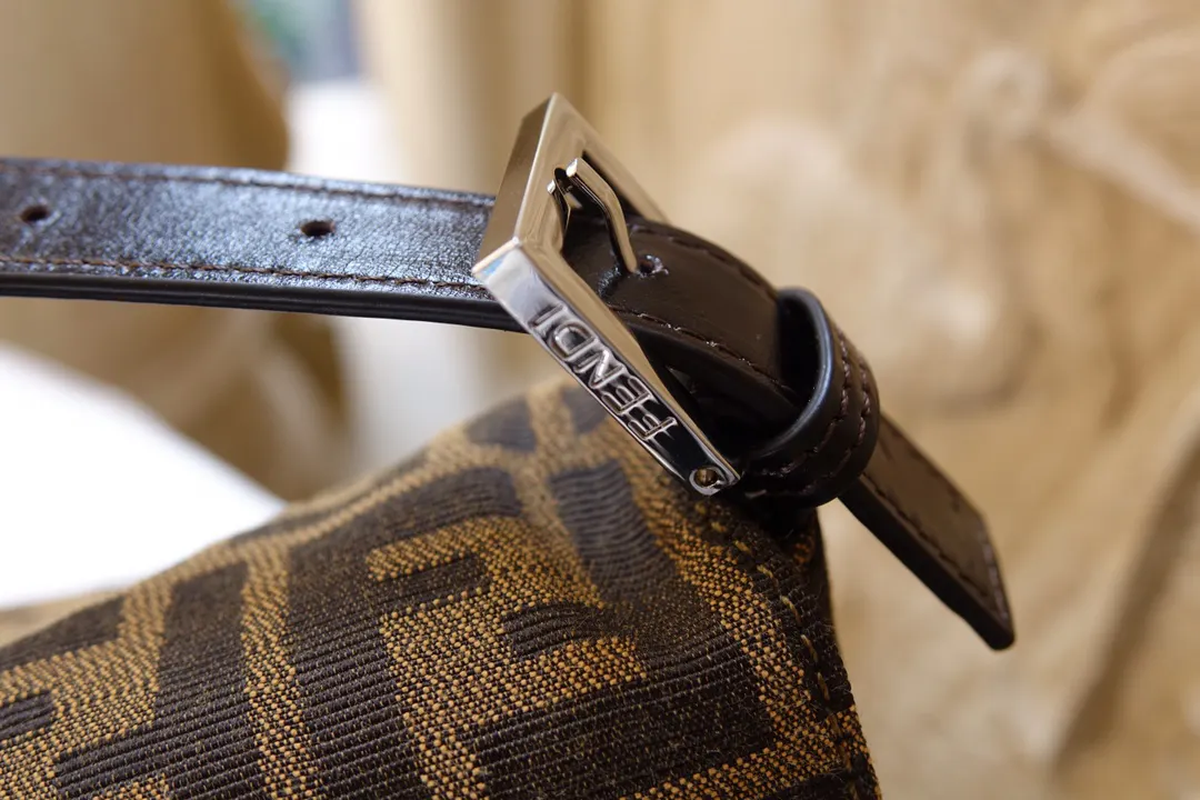 Hobo Shoulder Bag Vintage