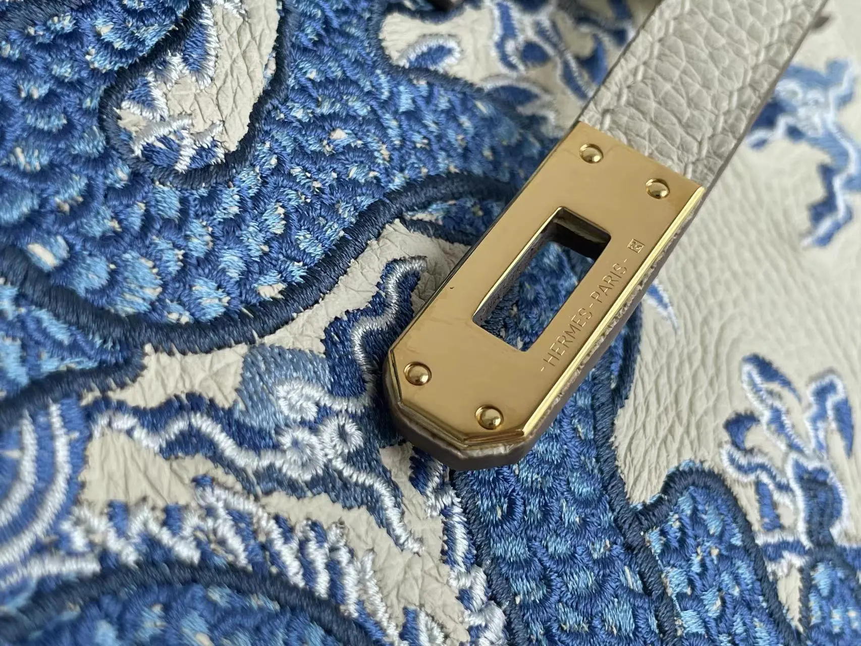 Hermès Birkin 奶昔白 Togo牛皮 手提包 25cm