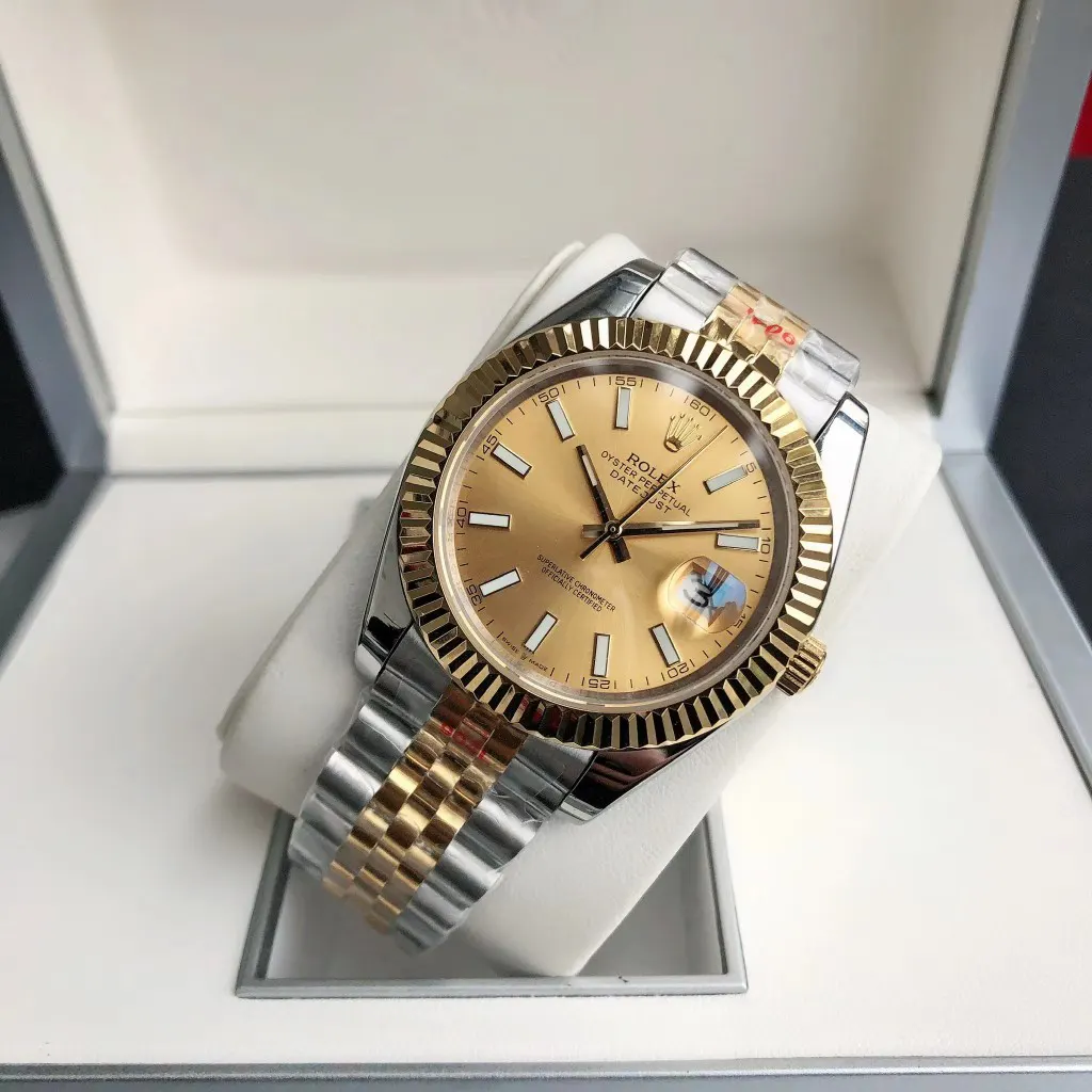 Rolex 一劳永逸 等着您 亮点一 继续秉承全新进口西铁城 手表 经典腕表款