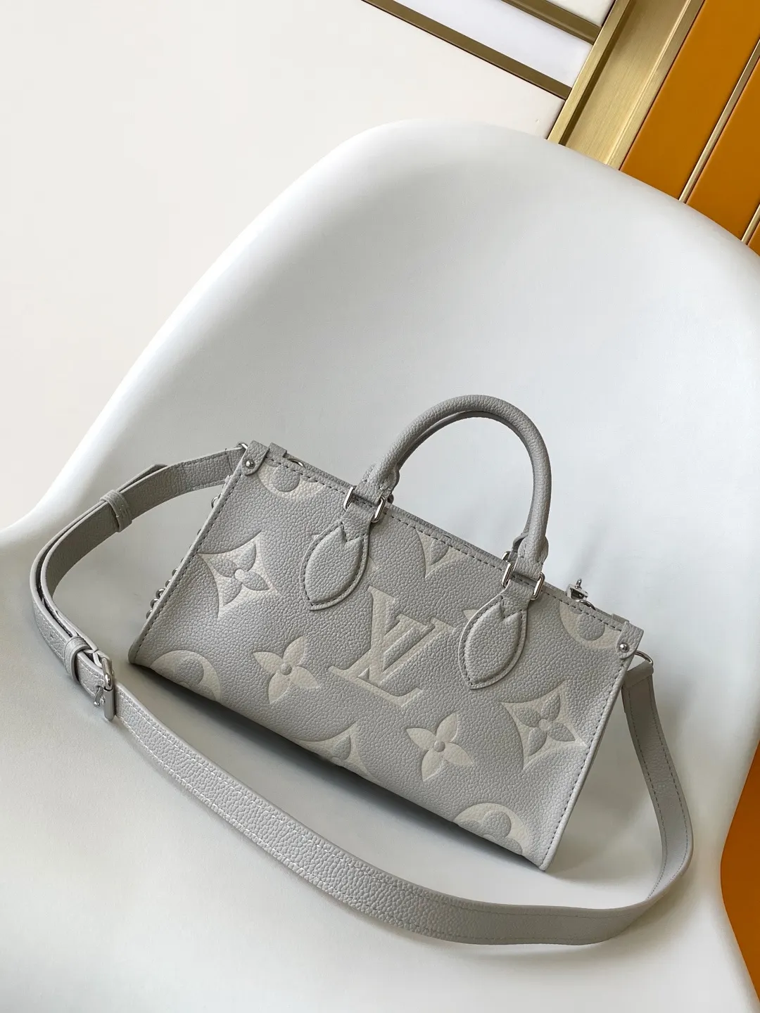 Black Gray Chain Bag