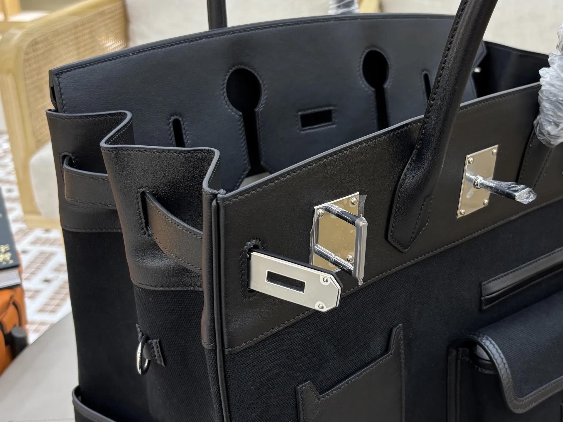 Black Fashion Item Travel Canvas