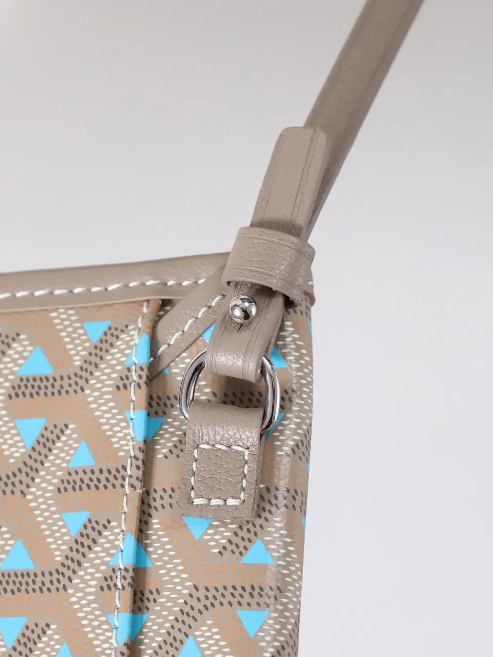 Goyard Hobo Shoulder Bag Vintage Canvas Image 9 Goyard Hobo Shoulder Bag Vintage Canvas Image 9