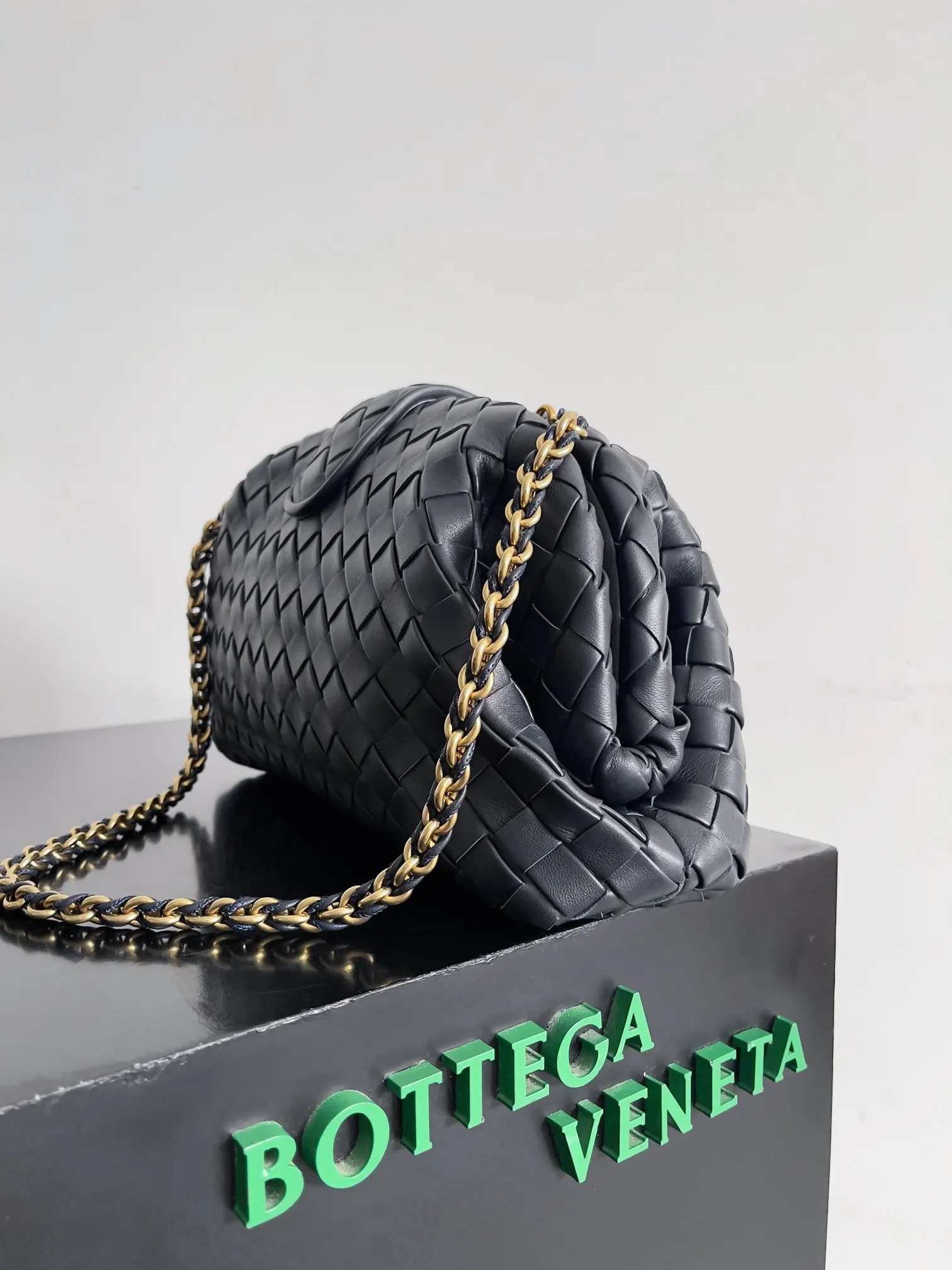 Bottega Veneta 链条包 精致链条款