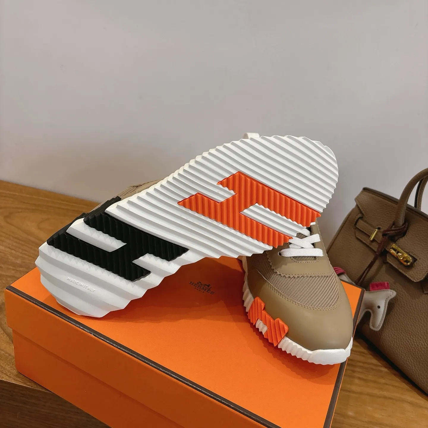 Hermès SS 运动鞋
