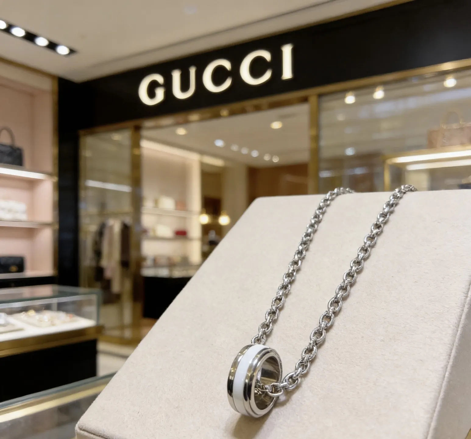 Gucci Chain Bag Shoulder Messenger Image 9 Gucci Chain Bag Shoulder Messenger Image 9