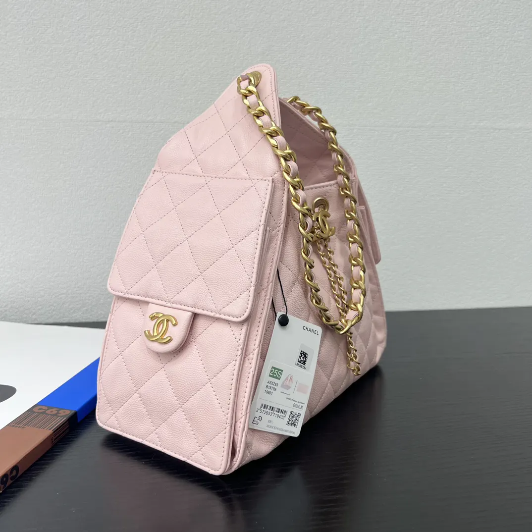 Chanel 粉色 皮革 腋下包
