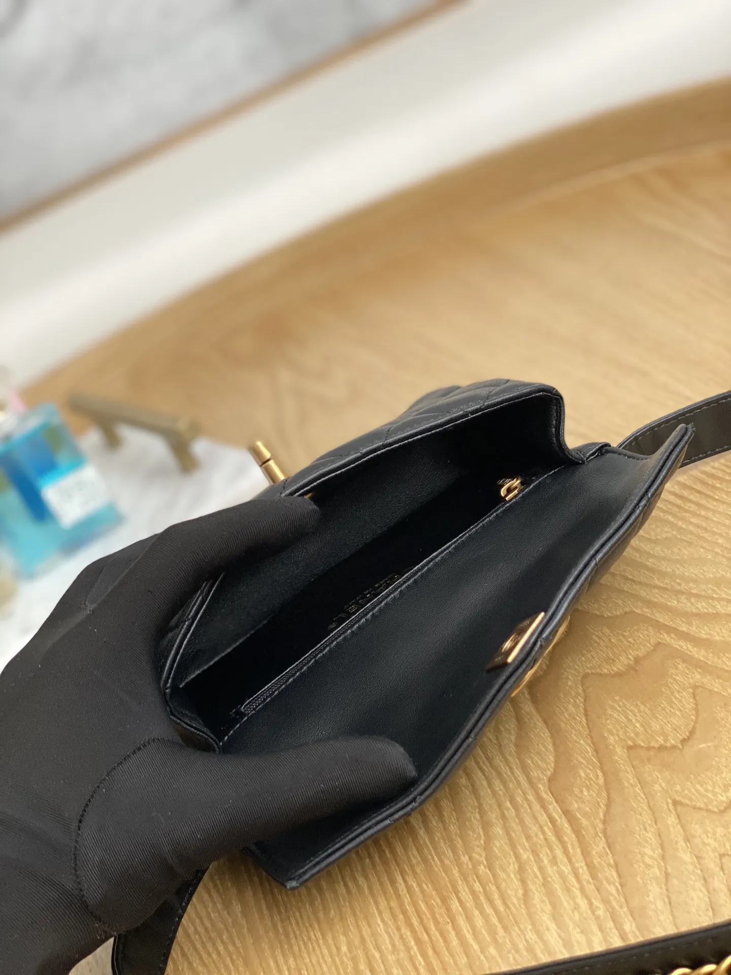 CHANEL 羊皮 真的是美的不要不要的 各种喜欢难以言表 腰包 休闲腰包款