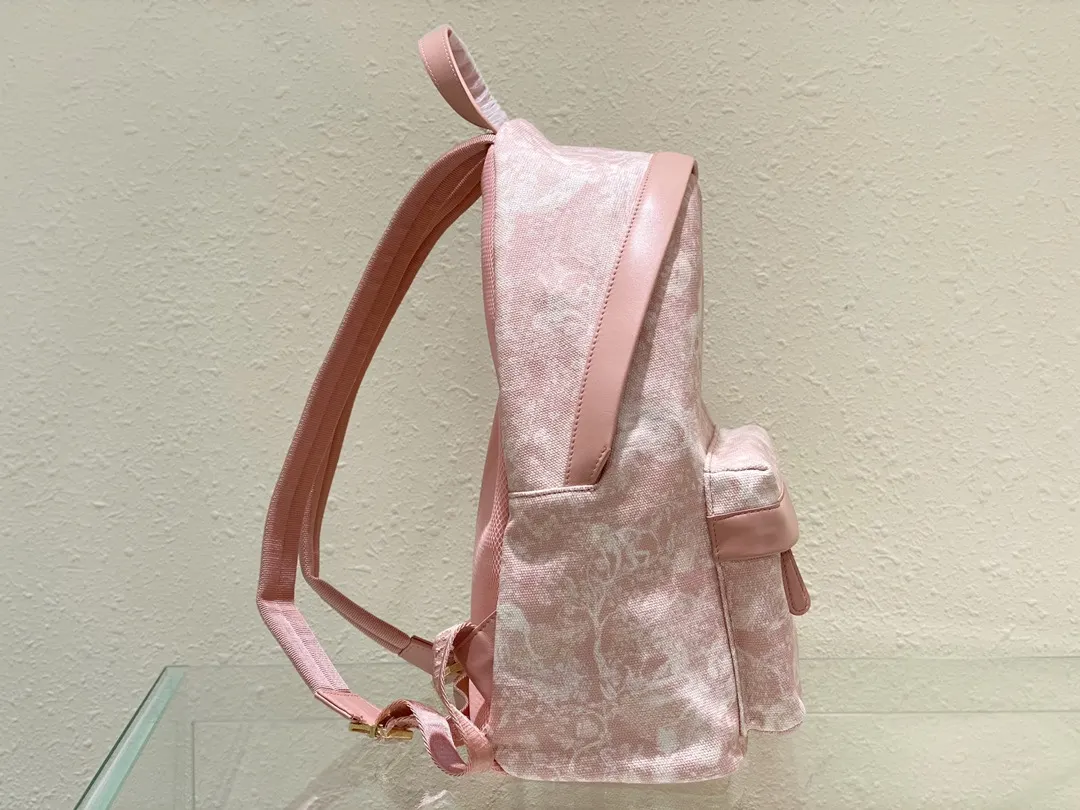 Dior 粉色 尼龙 双肩包 实用双肩款
