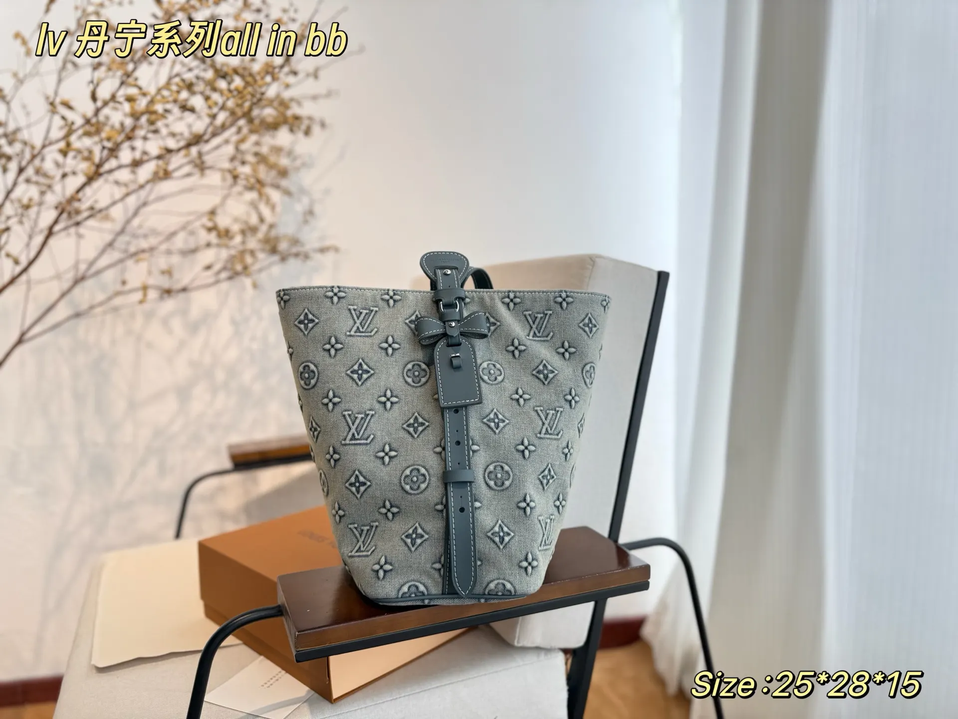 Neverfull 斜背包 輕便斜挎款