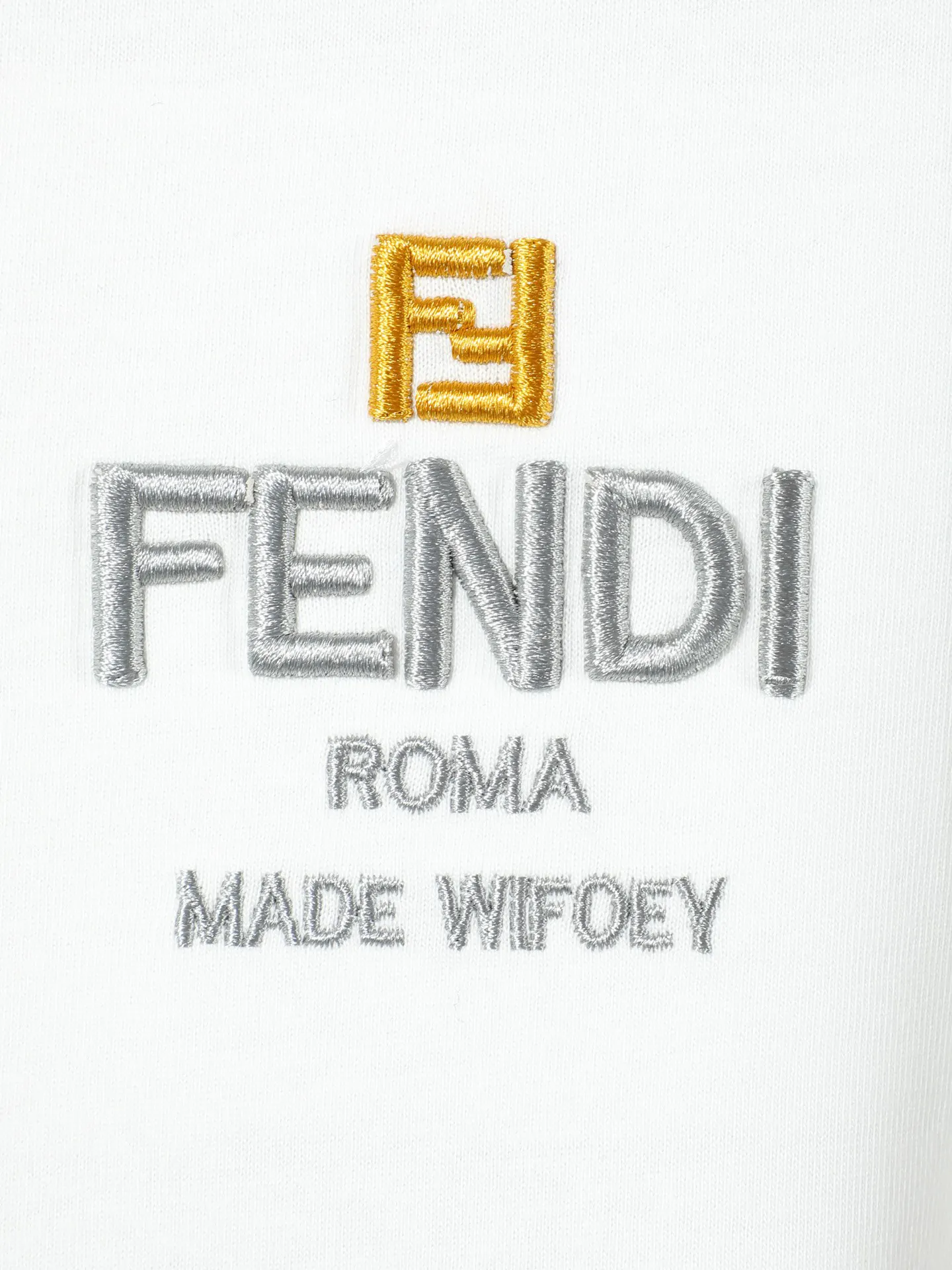 Fendi 2026春夏 Logo 刺绣 短袖T恤 日常百搭款 款3