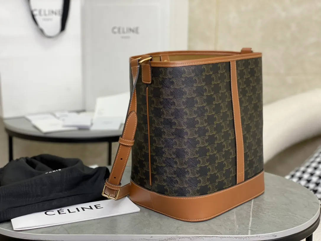 中号 水桶包〰 低调 休閒水桶款