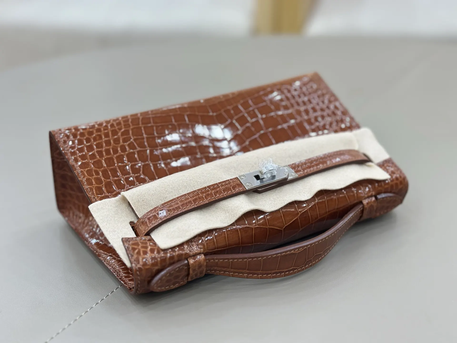 Top Handle Bag Commuter