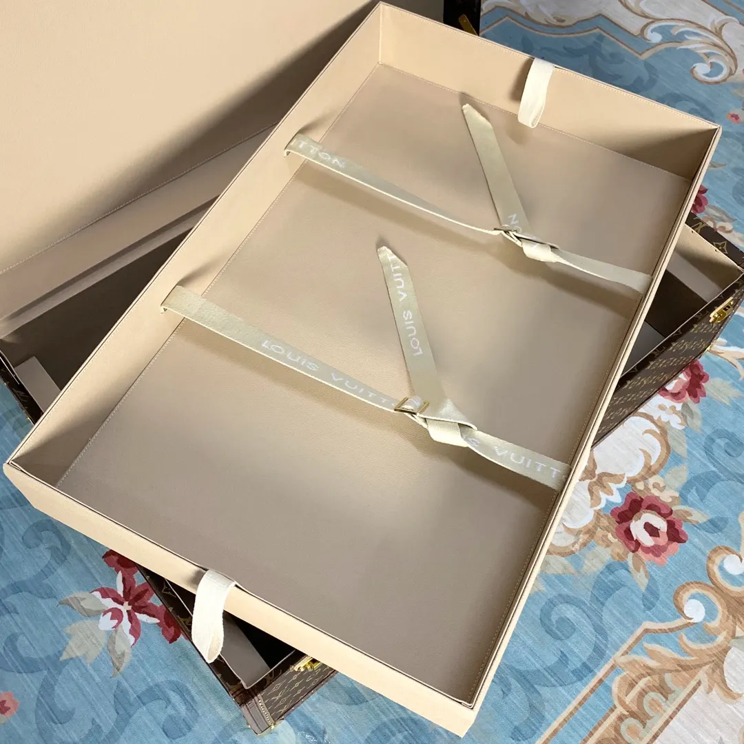 LV 金色 帆布 硬箱 纯铜五金 ALZER 硬箱 著名的Alz 行李箱 旅行拉杆款 輕便出行款
