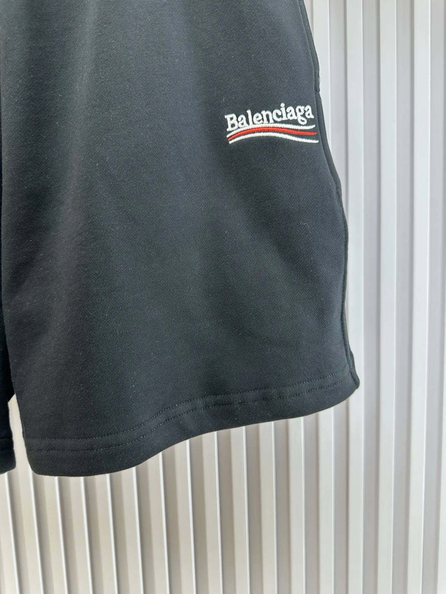 Balenciaga 黑色 純棉 Logo 运动鞋 休閒运动(數字7) Balenciaga 黑色 純棉 Logo 运动鞋 休閒运动(數字7)