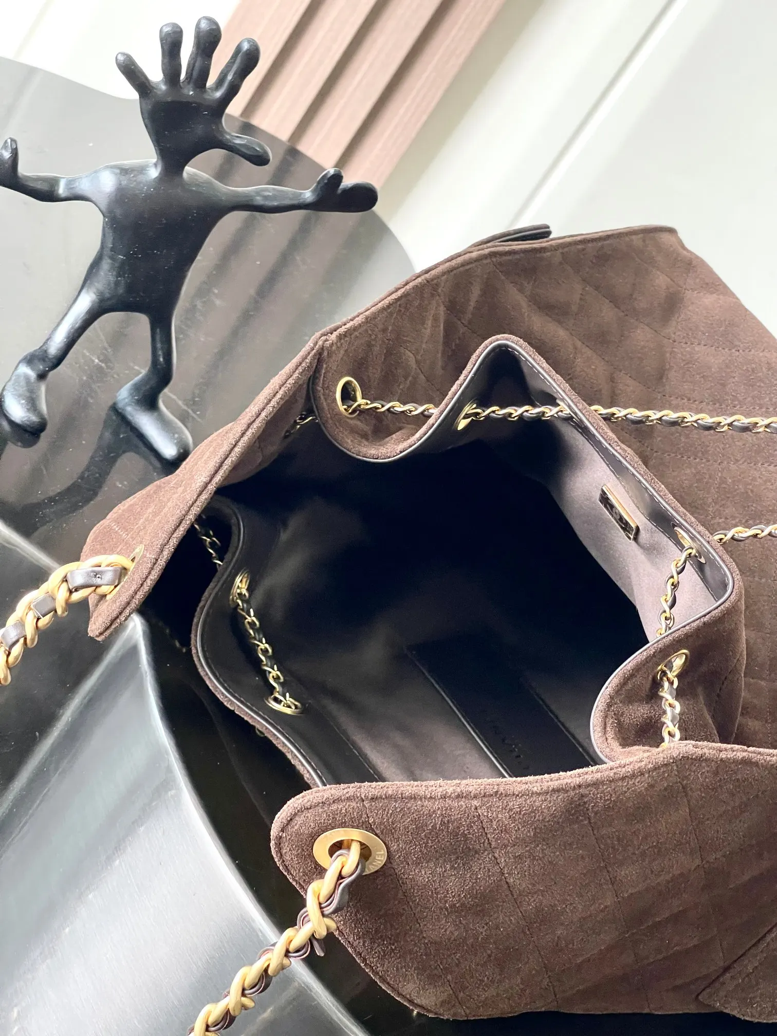 CHANEL 深棕色牛皮Hobo腋下包 单肩款