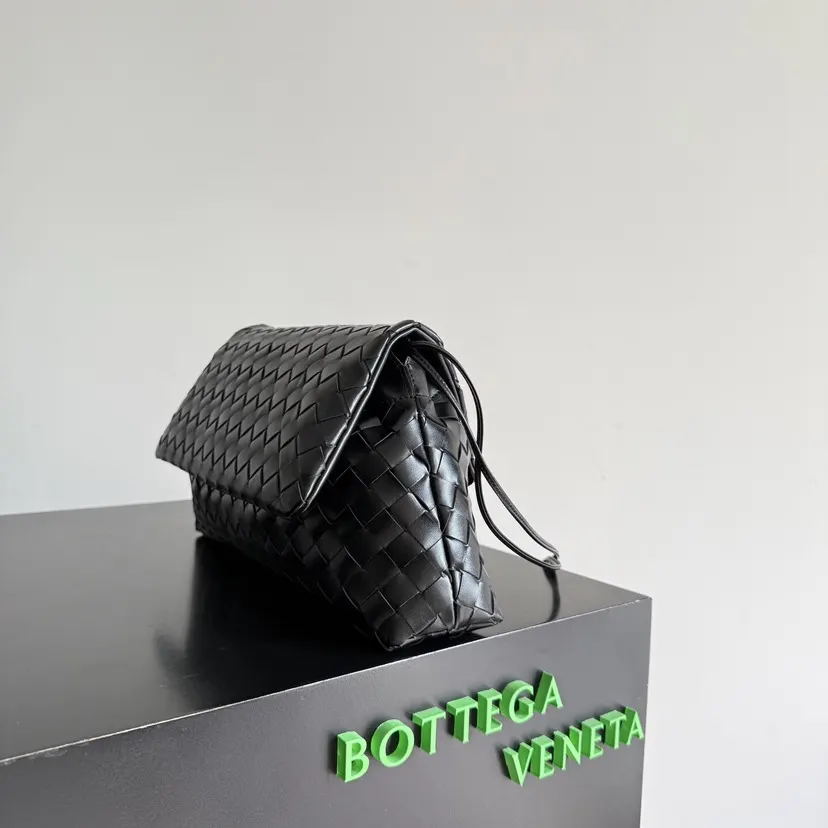 Bottega Veneta 皮革 手拿包 精致手拿款