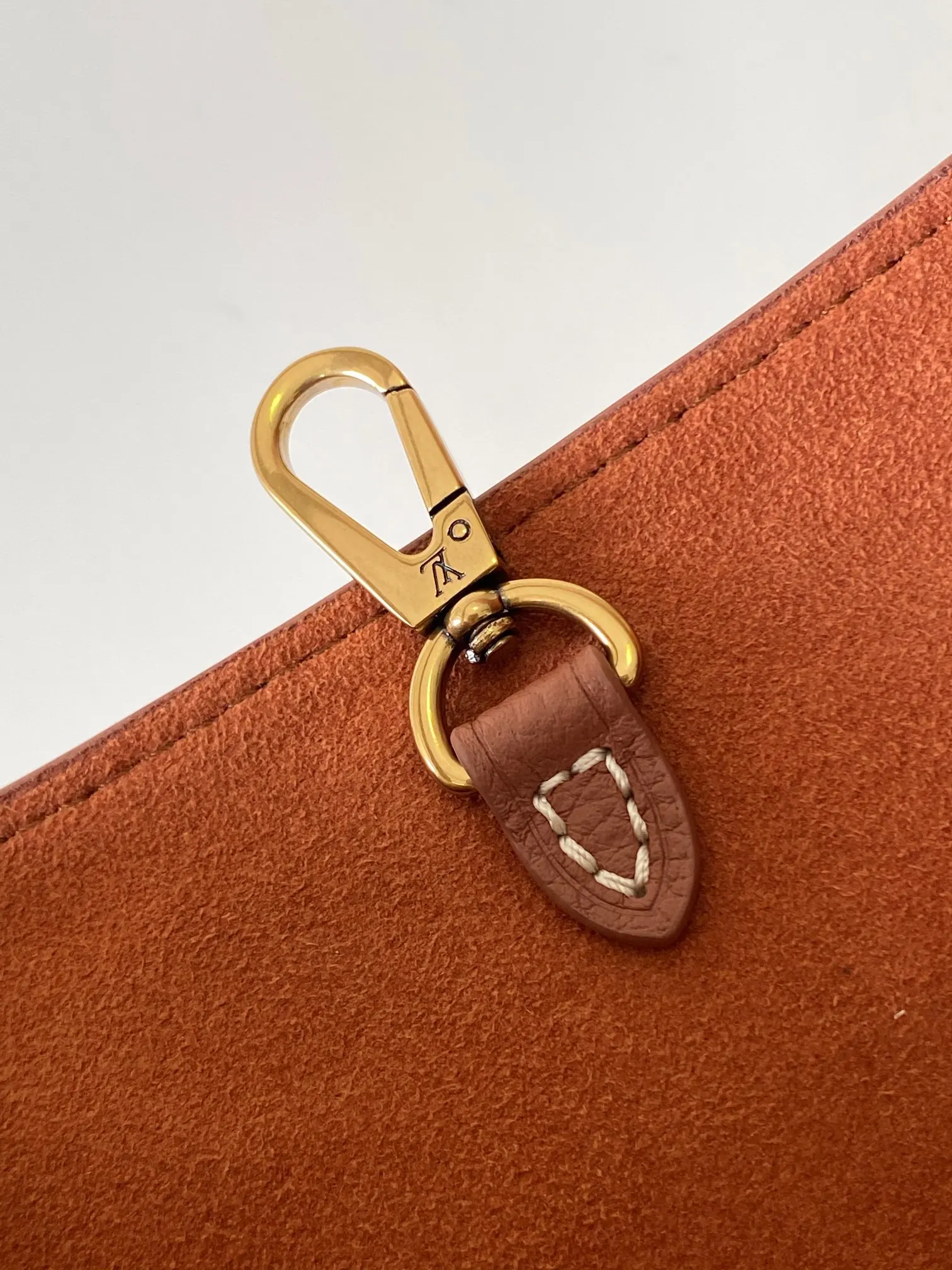 Louis Vuitton M25354 棕色 单肩包