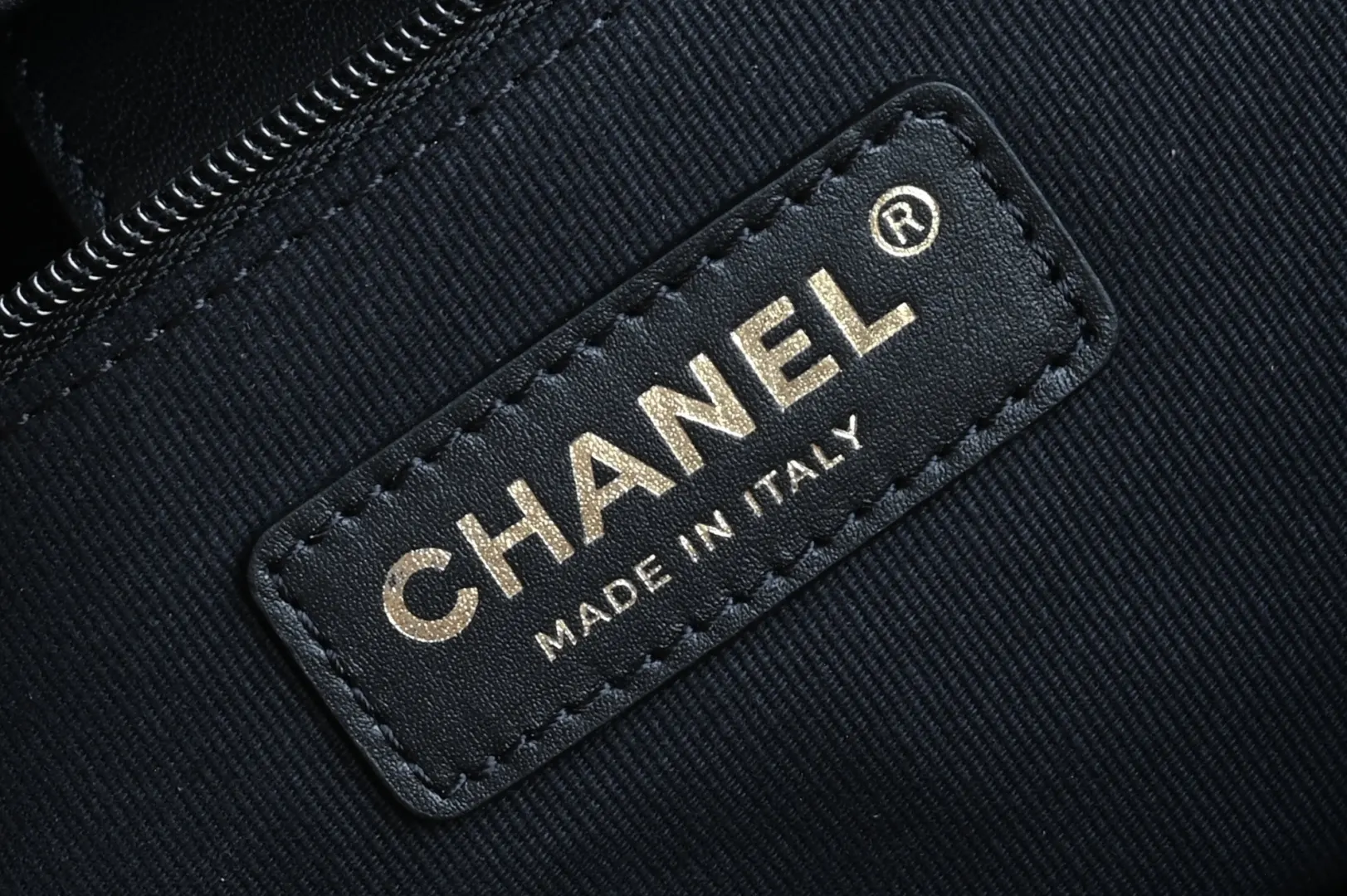 Black Fashion Item Travel Leather Image 9 Black Fashion Item Travel Leather Image 9