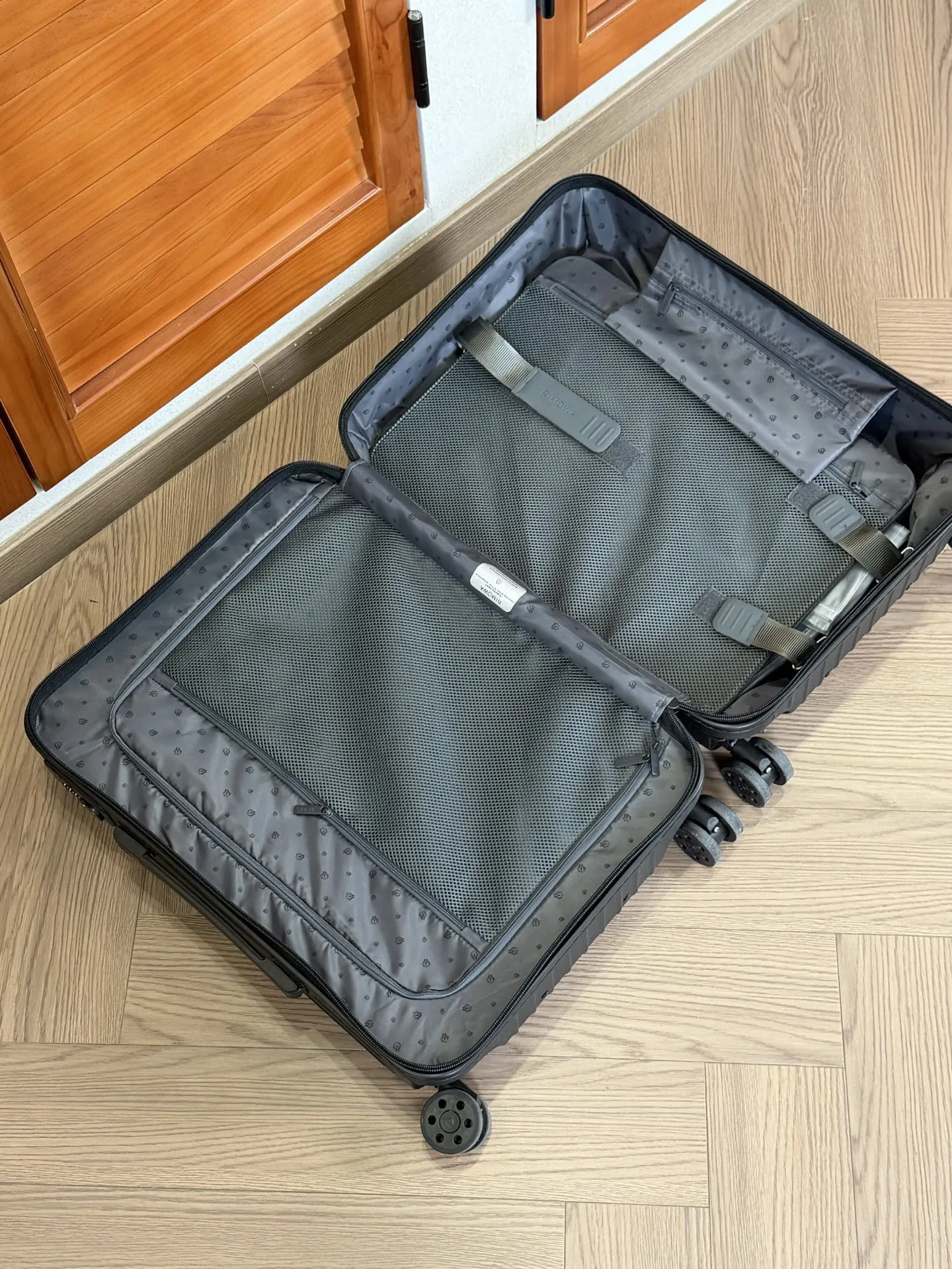 新版终于来了 行李箱 旅行拉杆款 轻便出行款