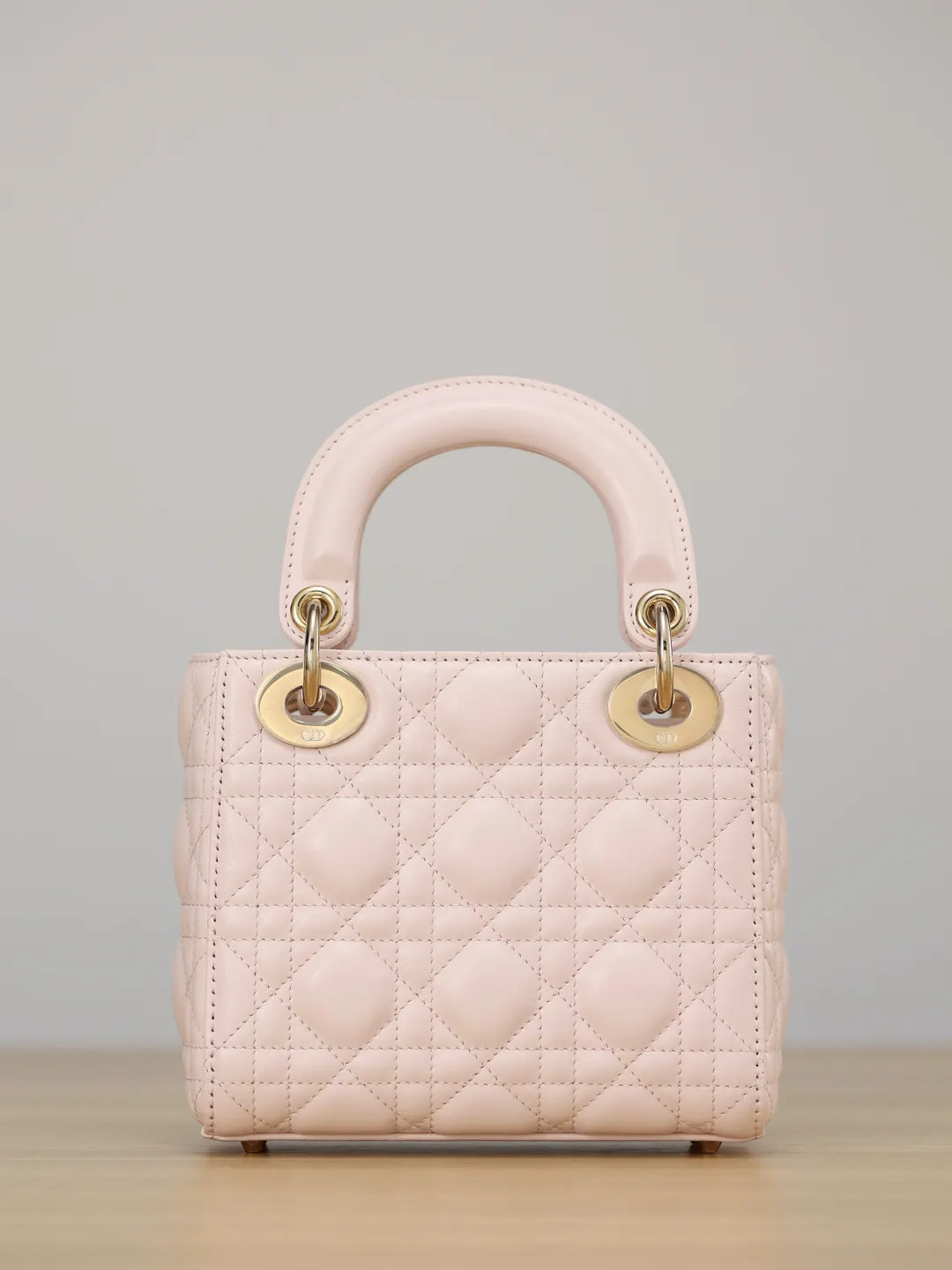 Dior Lady Dior 小号 皮革 手提包