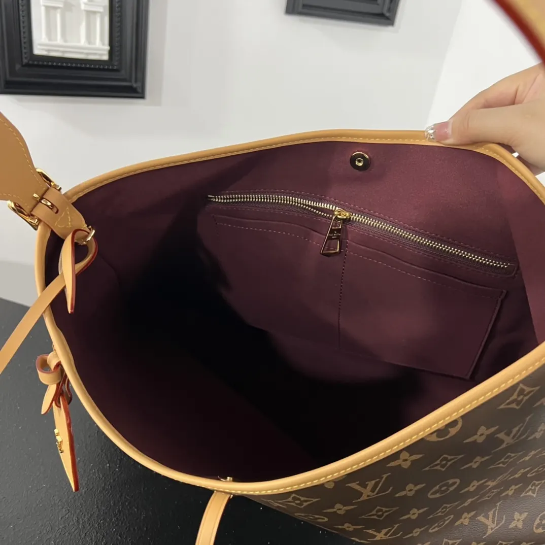 CarryAll 斜挎包 轻便斜挎款