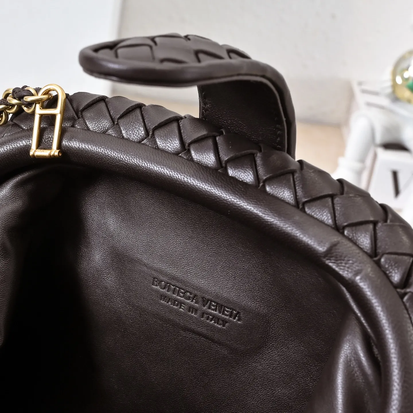 Bottega Veneta 手拿包 精致手拿款(數字8) Bottega Veneta 手拿包 精致手拿款(數字8)