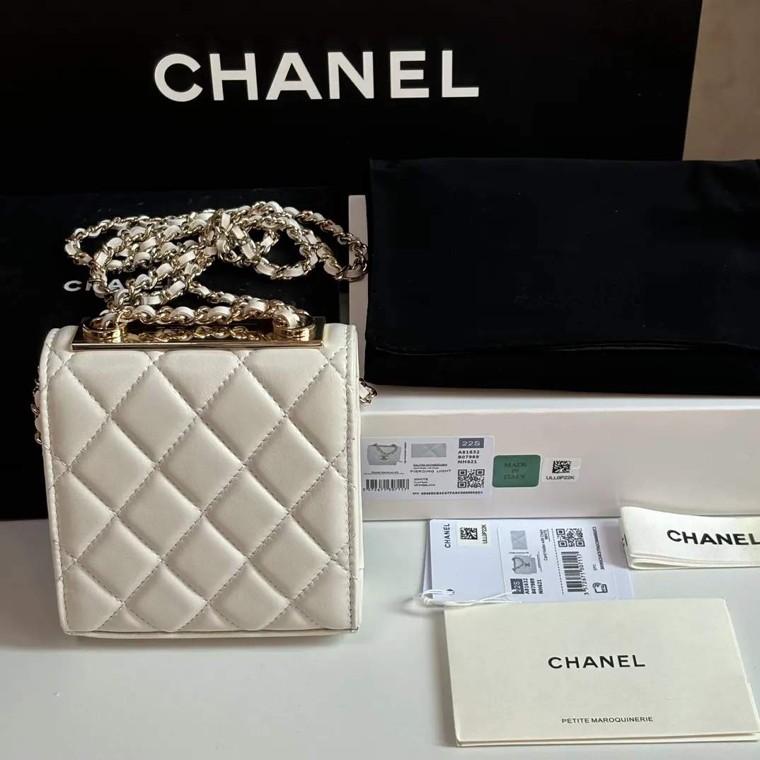 Chanel Lambskin Chain Bag Shoulder and Crossbody Wear Image 2 Chanel Lambskin Chain Bag Shoulder and Crossbody Wear Image 2