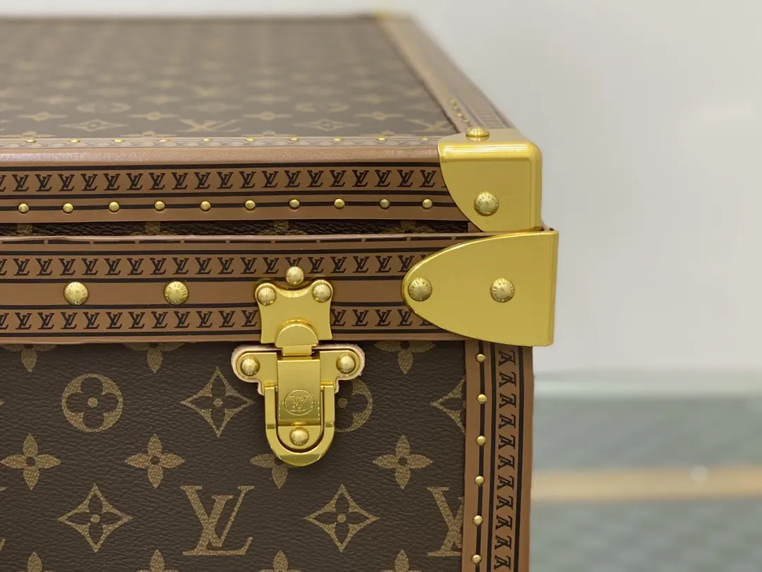 LV 金色 帆布 硬箱 纯铜五金 硬箱 著名的 行李箱 旅行拉杆款 轻便出行款