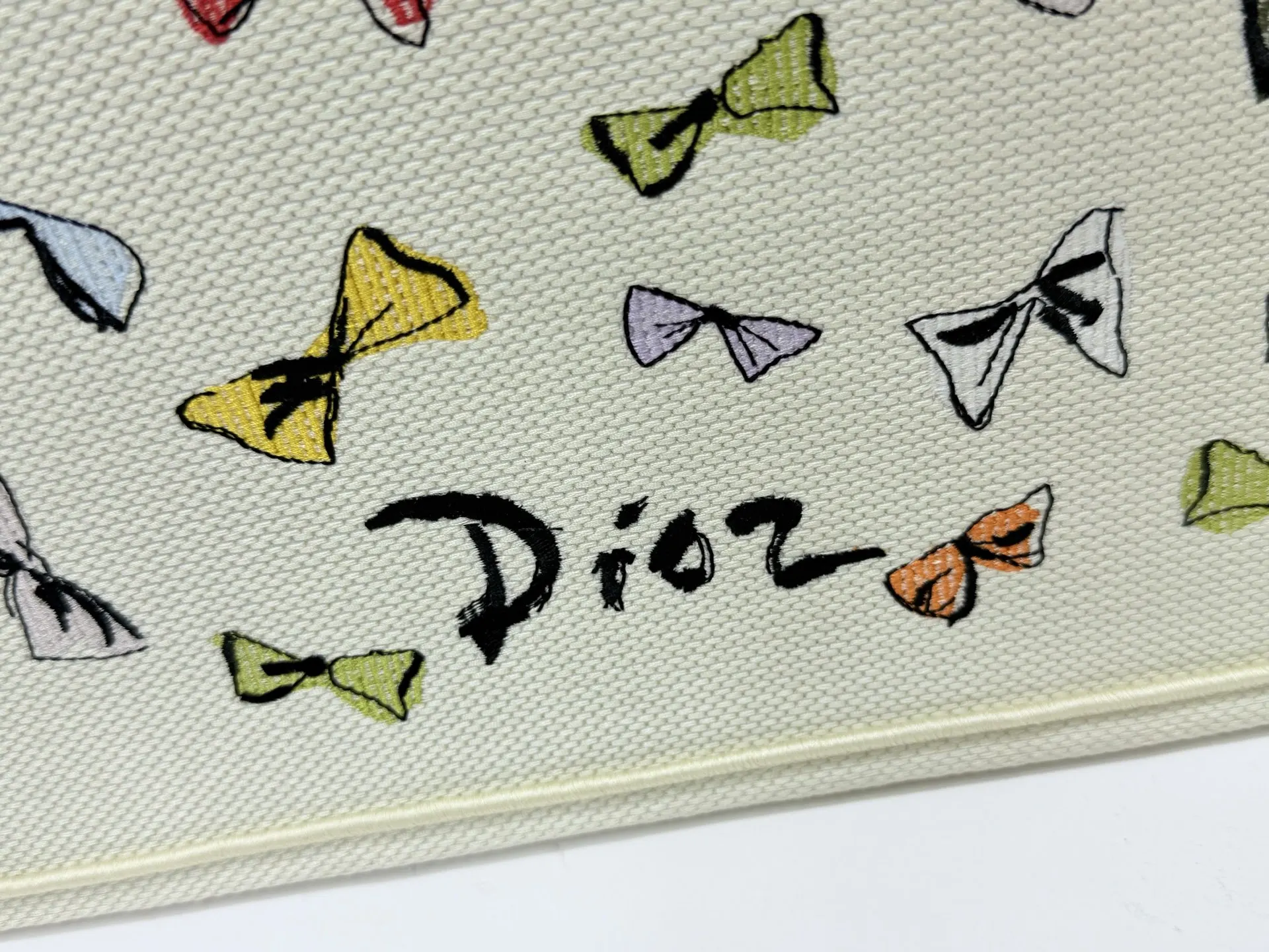 Dior Book Tote 托特包 大容量托特款